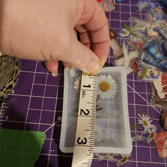 Custom Made Epoxy Spotify Keychain - Picture 7 of 8